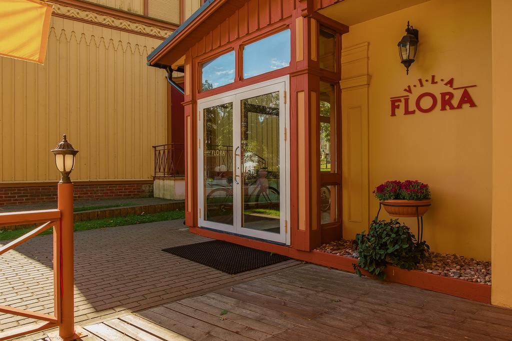 Vila Flora Juodkrante Luaran gambar